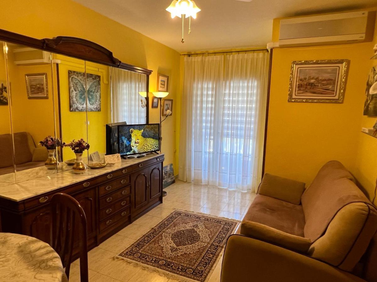 Apartament Montana Torrevieja Exterior foto
