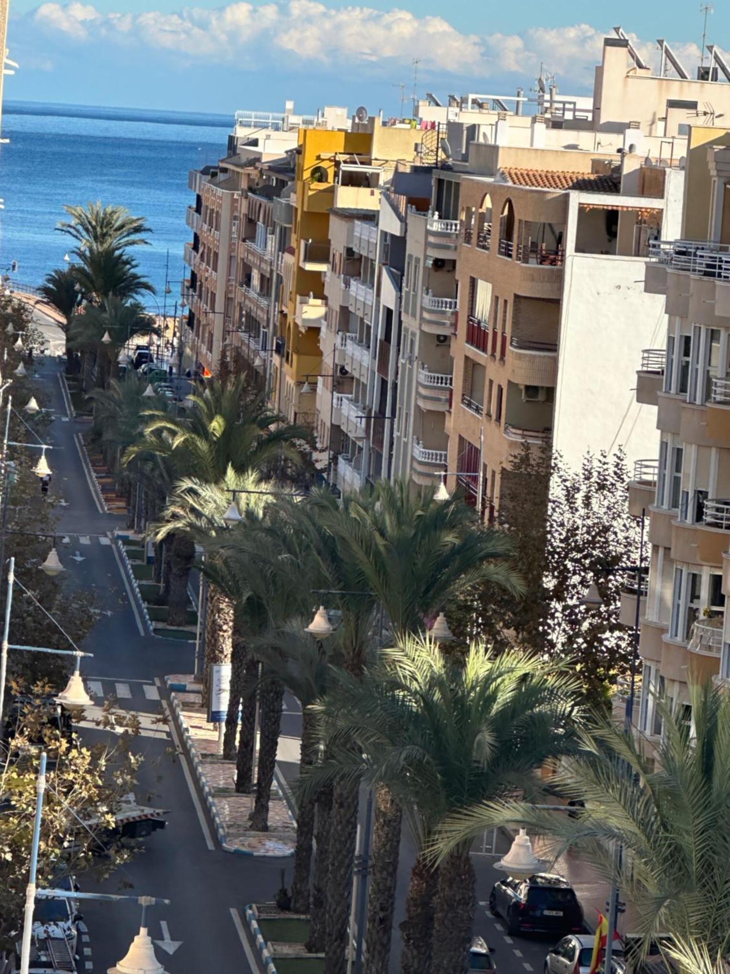 Apartament Montana Torrevieja Exterior foto